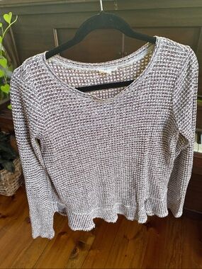 Mystree Scoop Neck Waffle Knit Sweater in Burgundy